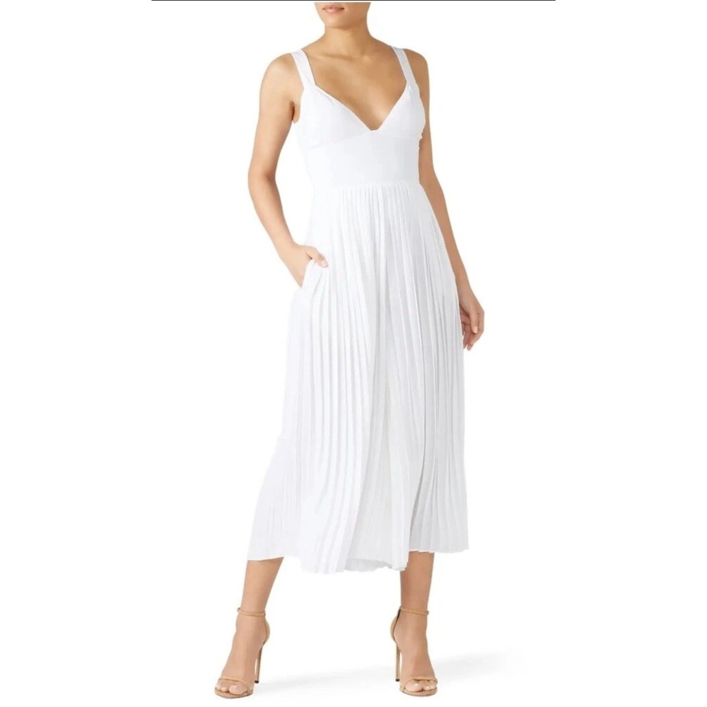 Vince Pleated White Jumpsuit Sleeveless V-Neck Flowy Romper Sz 4 Bridal Wedding